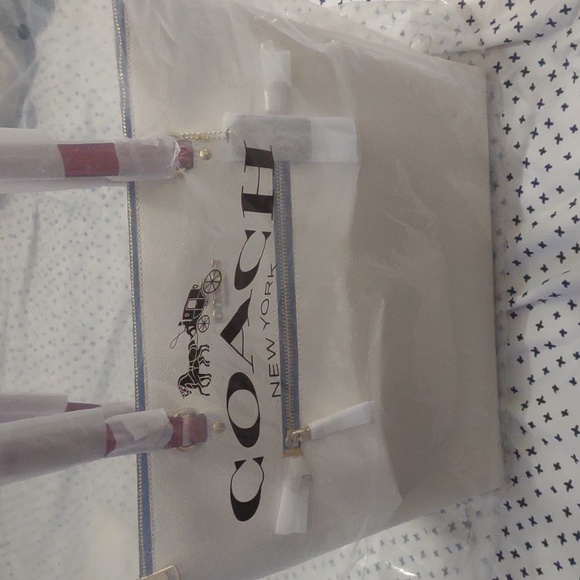 Coach Galleria Tote And Long Wallet - Picture 3 of 6